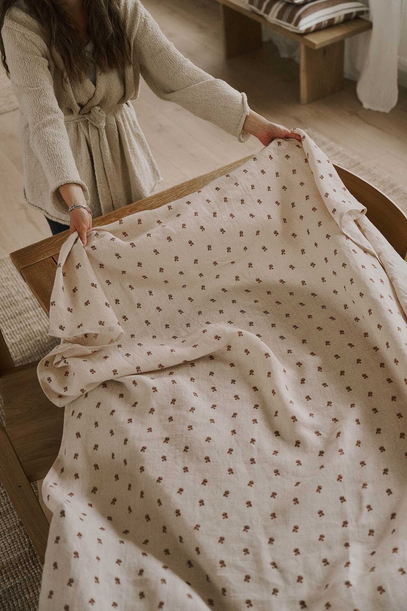 SAVAGE TABLE CLOTH